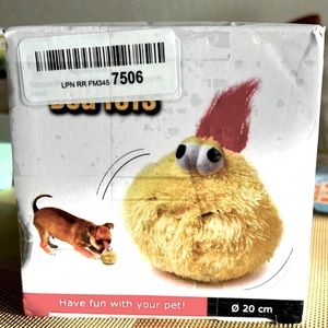 Automatic Pet Dog Toy Interactive Shake Toy Plush Squeaky Jumping Ball For Pet